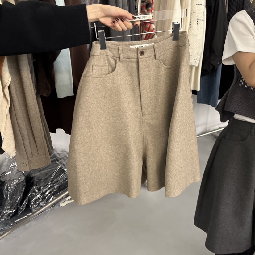 DOUBLE STANDARD/LE SMOKING/MAISONSTAFF東大門㊣代購女士新品人氣短褲MAISONSTAFF短褲圖色2