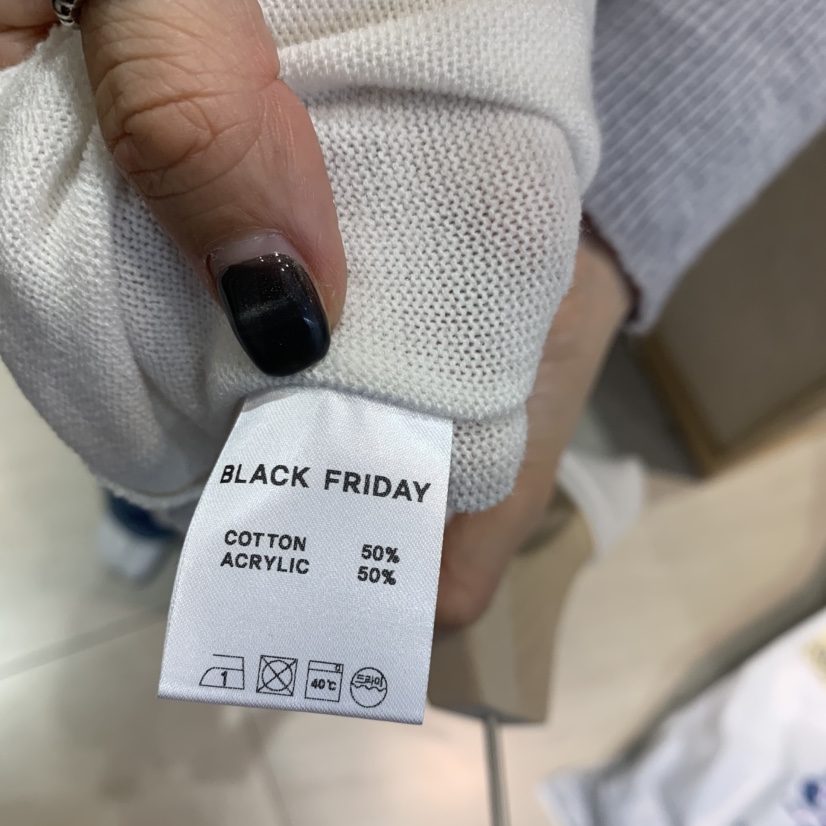 BLACKFRIDAY東大門㊣實拍女裝新款25秋冬人氣推薦真品長袖T恤BLACK FRIDAY長袖T恤