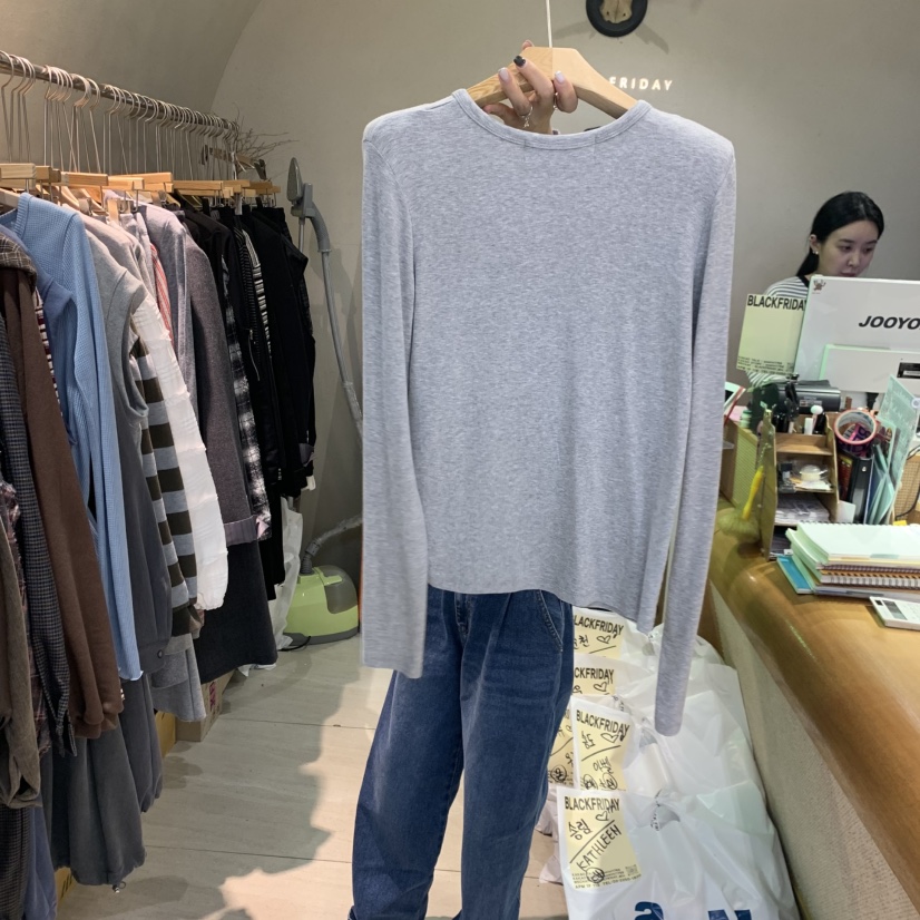 BLACKFRIDAY韓國代購㊣女士新款推薦時尚熱賣人氣真品長袖T恤BLACK FRIDAY長袖T恤