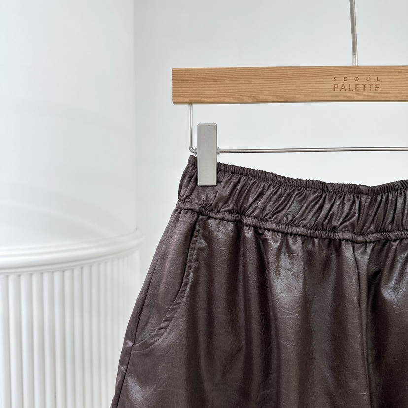 PALETTE-Q東大門㊣代購女士新品真品25秋冬短褲荷葉邊皮革PALETTE短褲