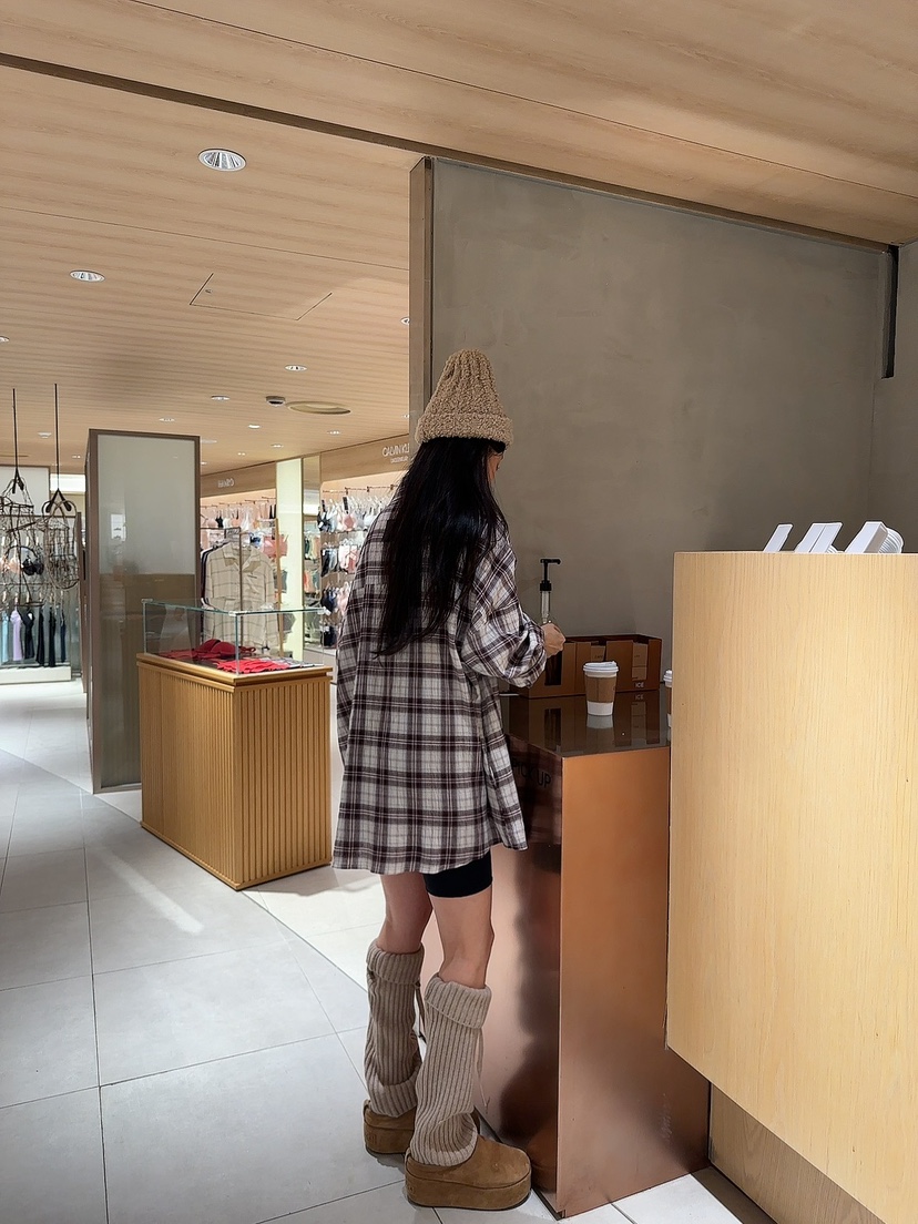 PALETTE-Q韓國直郵㊣女士新款真品熱賣職業襯衫蕾絲衫格紋PALETTE襯衫/蕾絲衫
