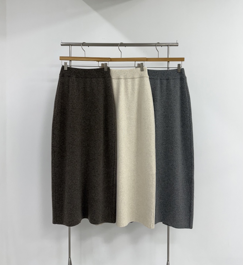 YIKHO STYLE東大門㊣實拍女士新品休閑人氣熱賣25秋冬長裙YIKHO STYLE長裙