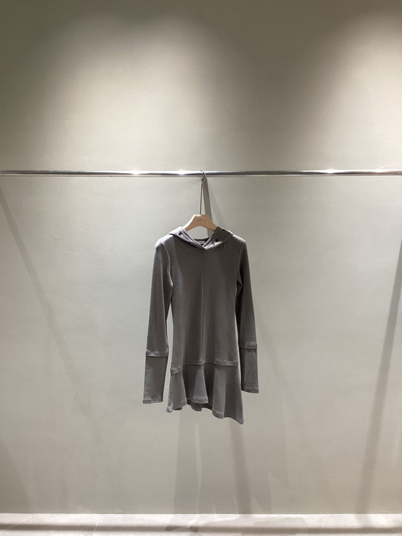 NEAR LEAP-P韓國直郵㊣女裝新品休閑25秋冬職業長袖T恤兜帽NEAR LEAP長袖T恤圖色1