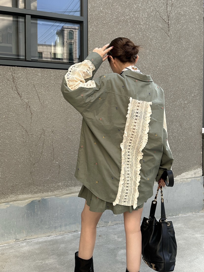 81 MARKET-L東大門㊣實拍女士新款真品25秋冬襯衫蕾絲衫刺繡81 MARKET-L襯衫/蕾絲衫