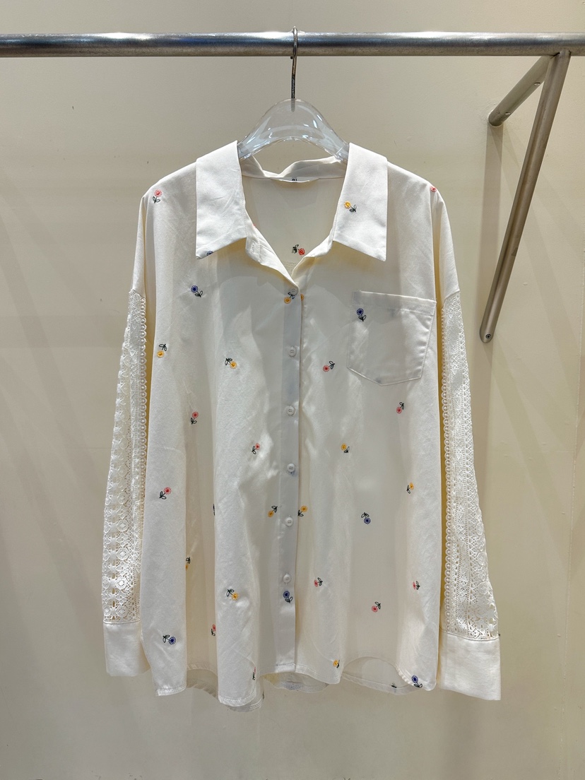 81 MARKET-L東大門㊣實拍女士新款真品25秋冬襯衫蕾絲衫刺繡81 MARKET-L襯衫/蕾絲衫