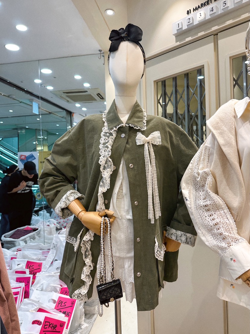 81 MARKET-L韓國代購㊣女裝新品推薦真品熱賣25秋冬人氣夾克81 MARKET-L夾克