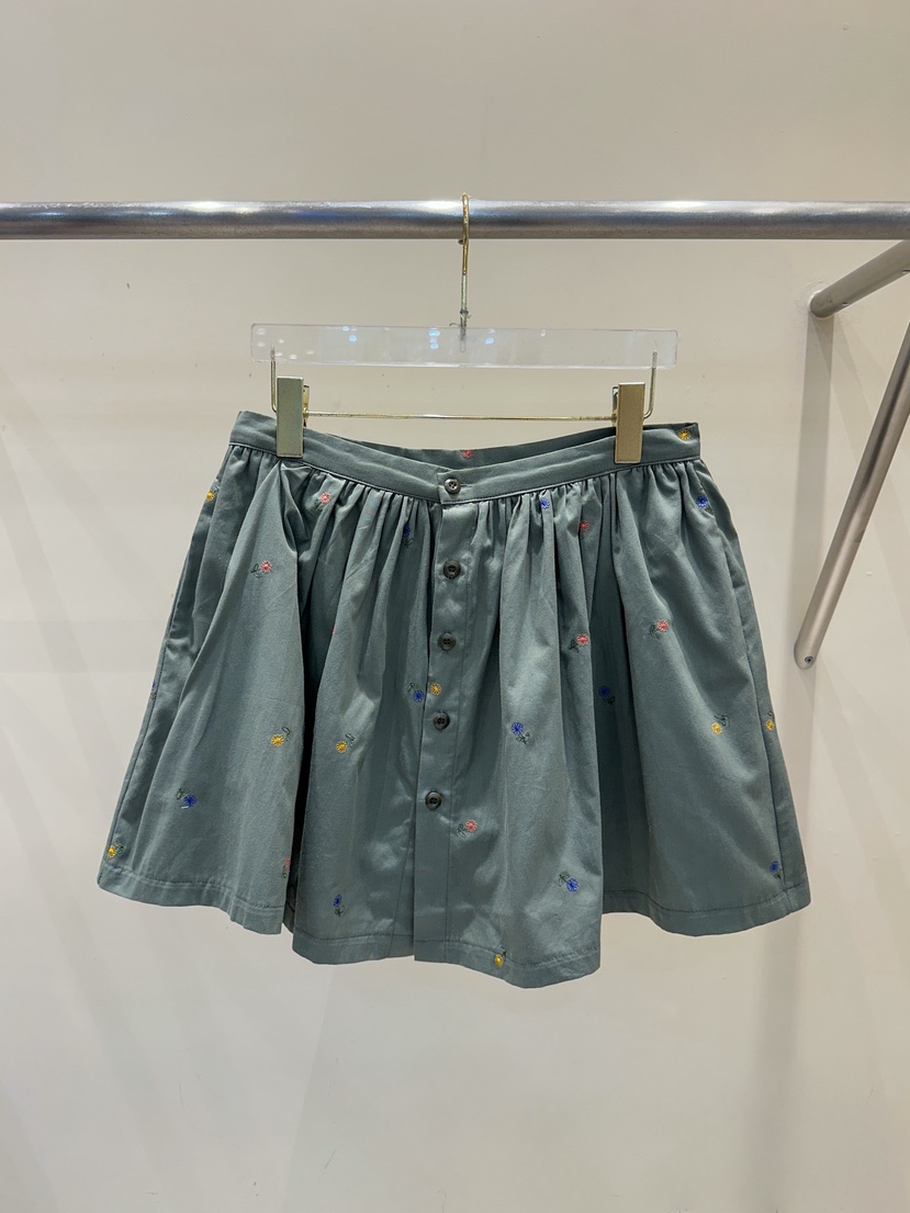 81 MARKET-L東大門㊣直郵女士新款推薦職業人氣熱賣裙褲刺繡81 MARKET-L裙褲圖色3