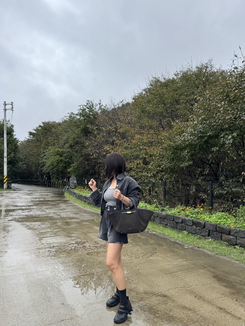 RIAH韓國直郵㊣女士新款人氣職業推薦熱賣休閑時尚真品夾克RIAH夾克