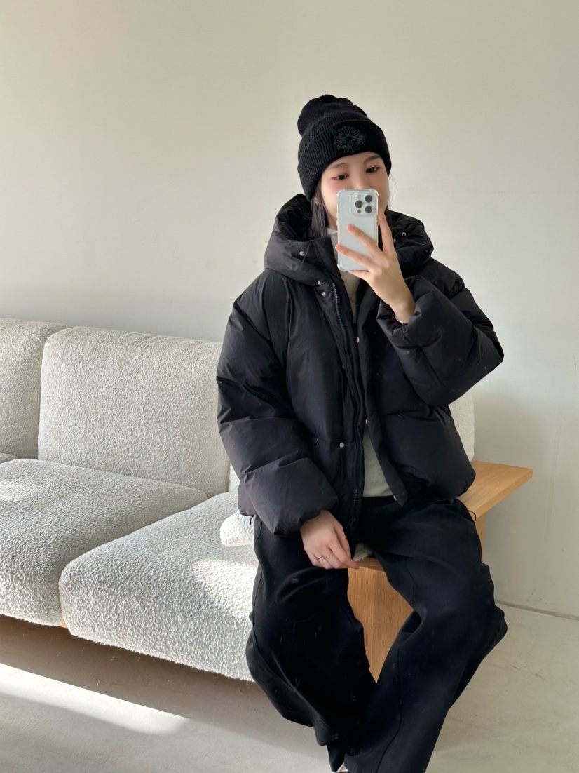 LE VASE韓國直郵㊣女士新款時尚熱賣休閑職業短款羽絨服填充LE VASE短款羽絨服