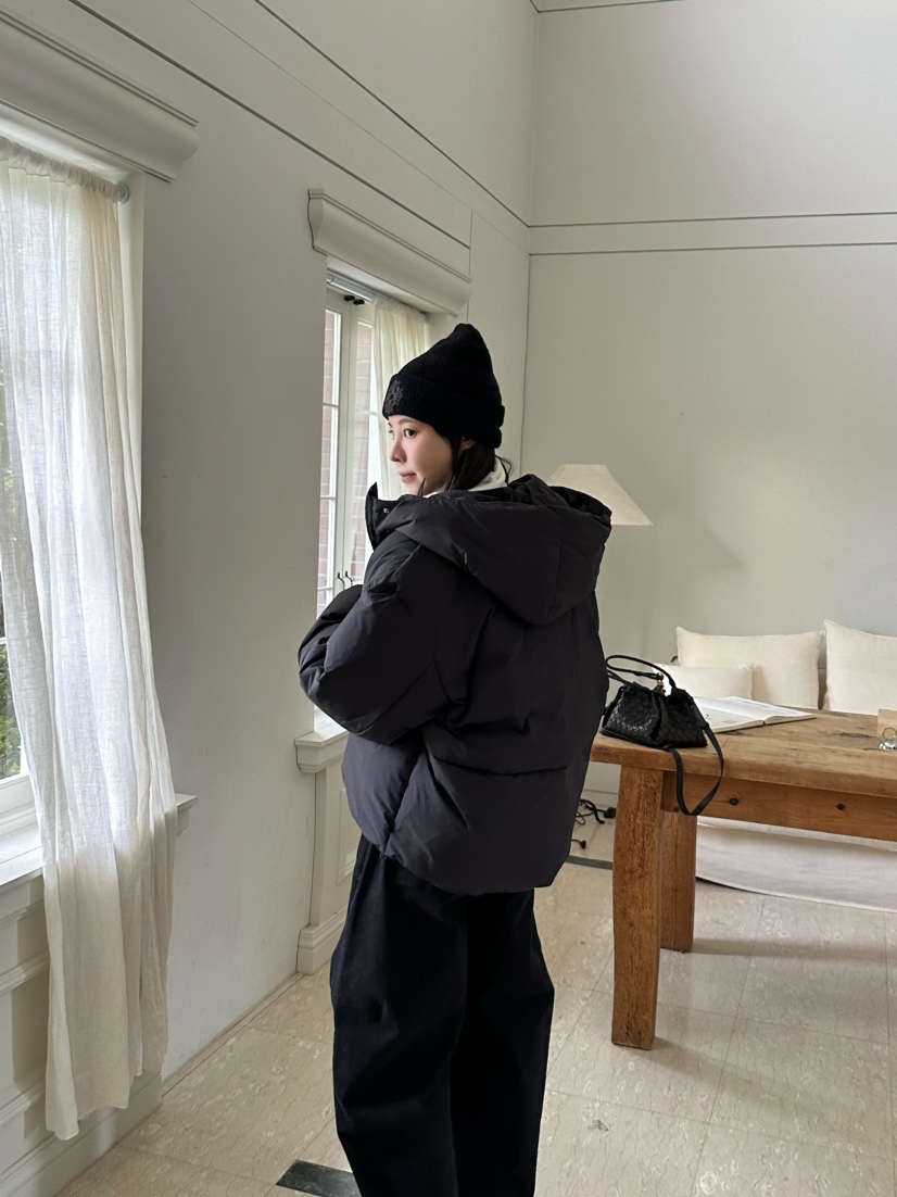 LE VASE韓國直郵㊣女士新款時尚熱賣休閑職業短款羽絨服填充LE VASE短款羽絨服