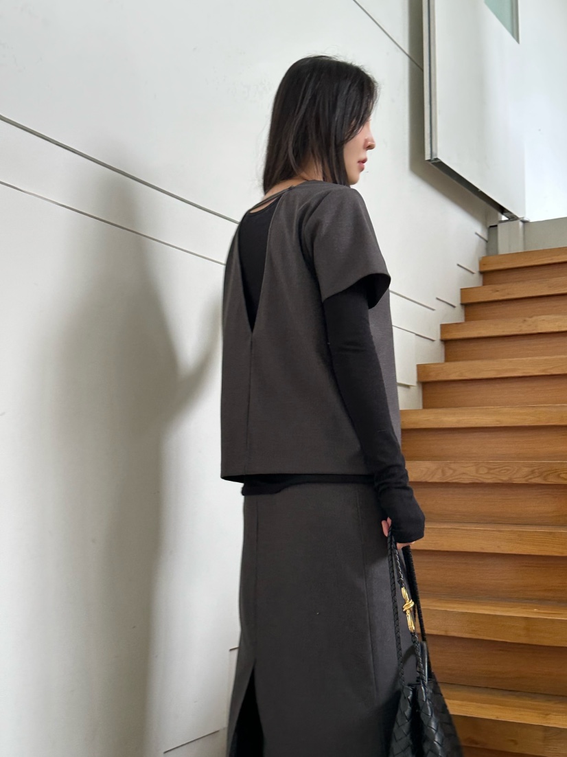 LE VASE東大門㊣代購女裝新款職業推薦人氣時尚25秋冬T恤羊毛LE VASET恤