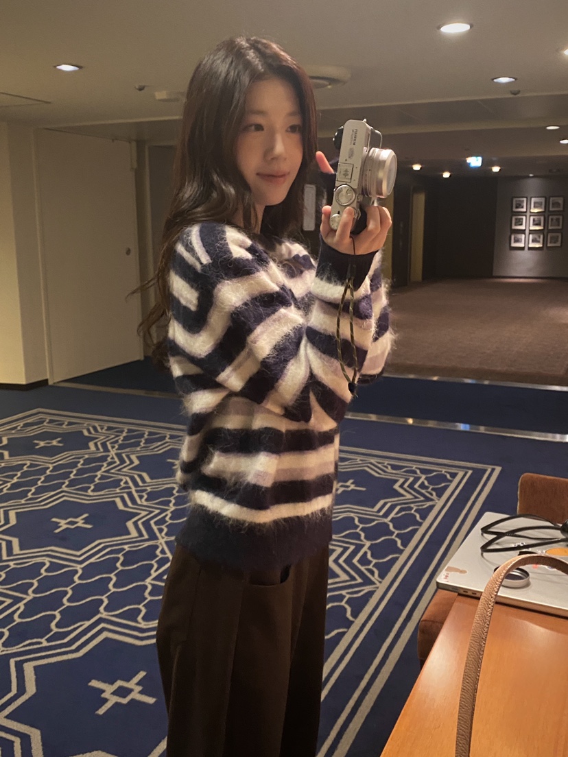 ERUME韓國代購㊣女士新款休閑熱賣推薦人氣時尚職業針織衫羊駝ERUME針織衫
