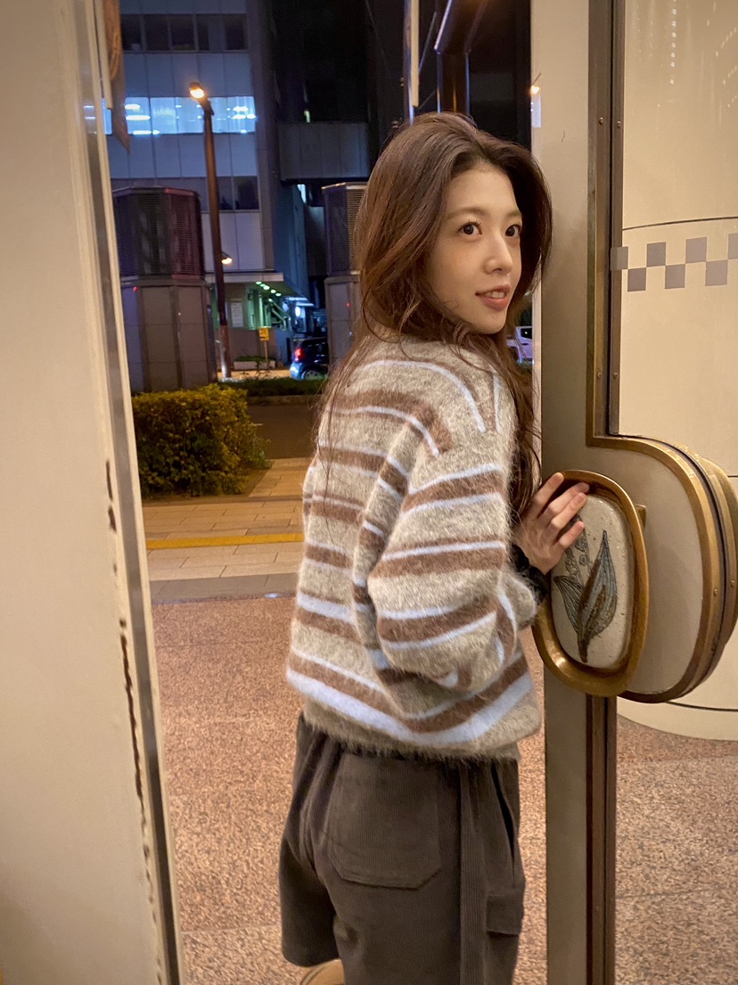 ERUME韓國代購㊣女士新款休閑熱賣推薦人氣時尚職業針織衫羊駝ERUME針織衫