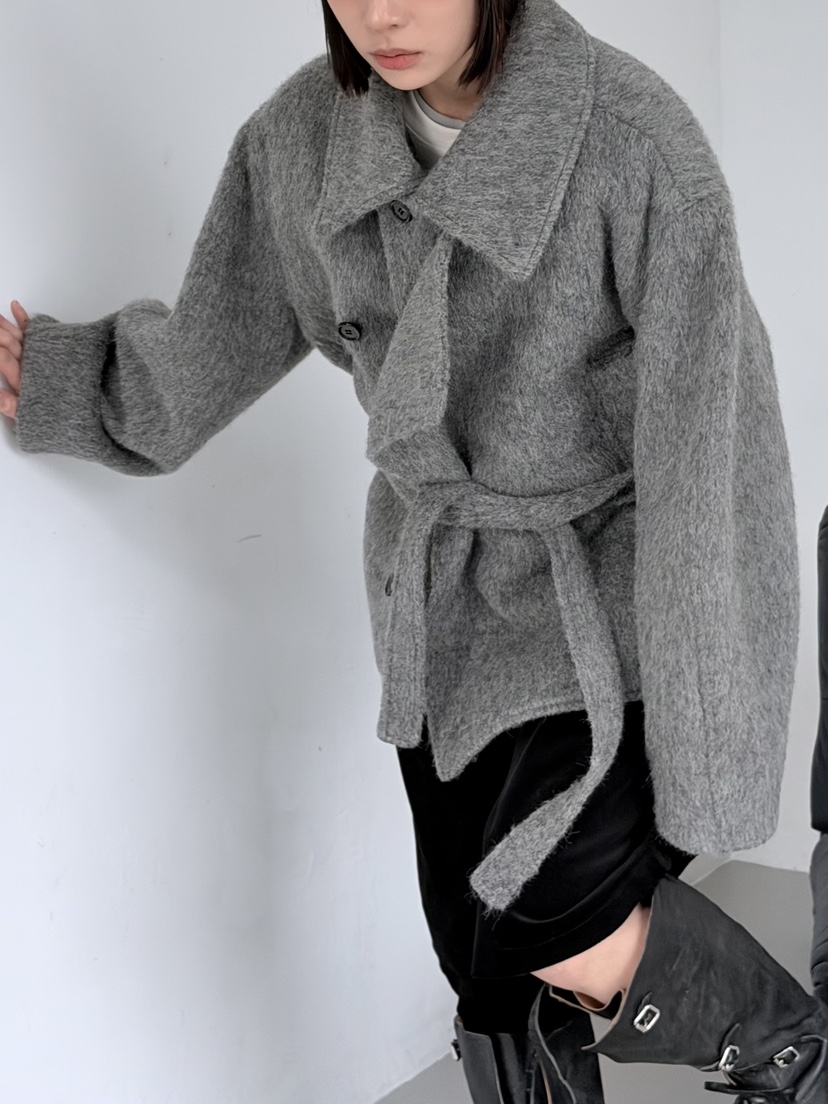 KARE/WEREPIECE東大門㊣代購女士新品推薦職業短款大衣含腰帶KARE/WEREPIECE短款大衣