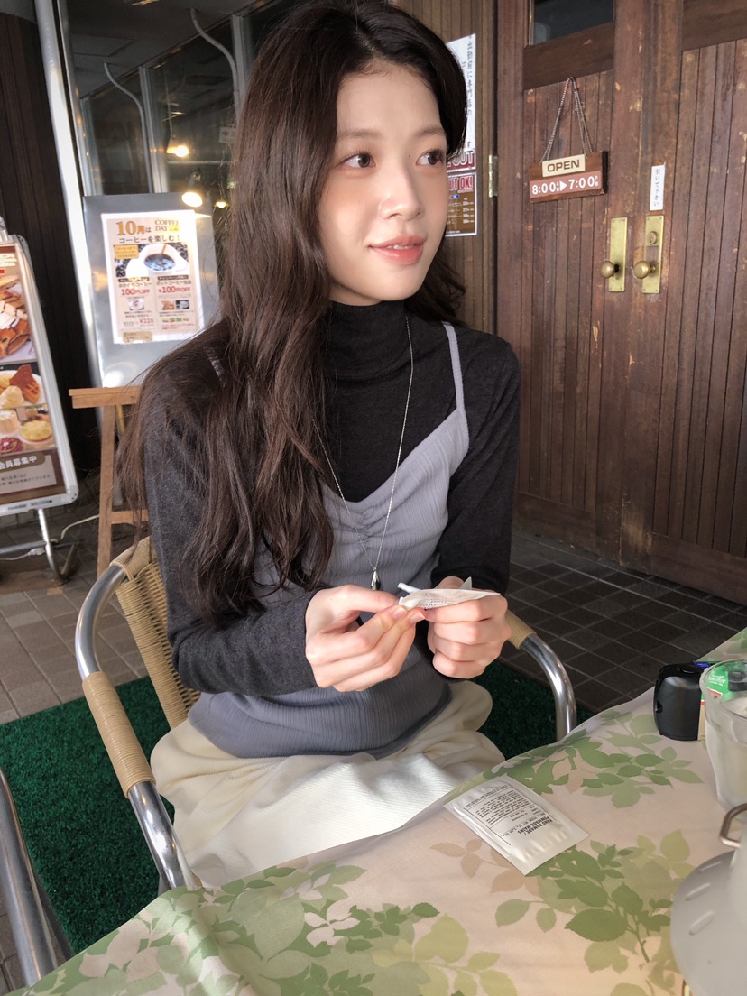ERUME東大門㊣實拍女士新品推薦熱賣時尚25秋冬人氣長袖T恤ERUME長袖T恤
