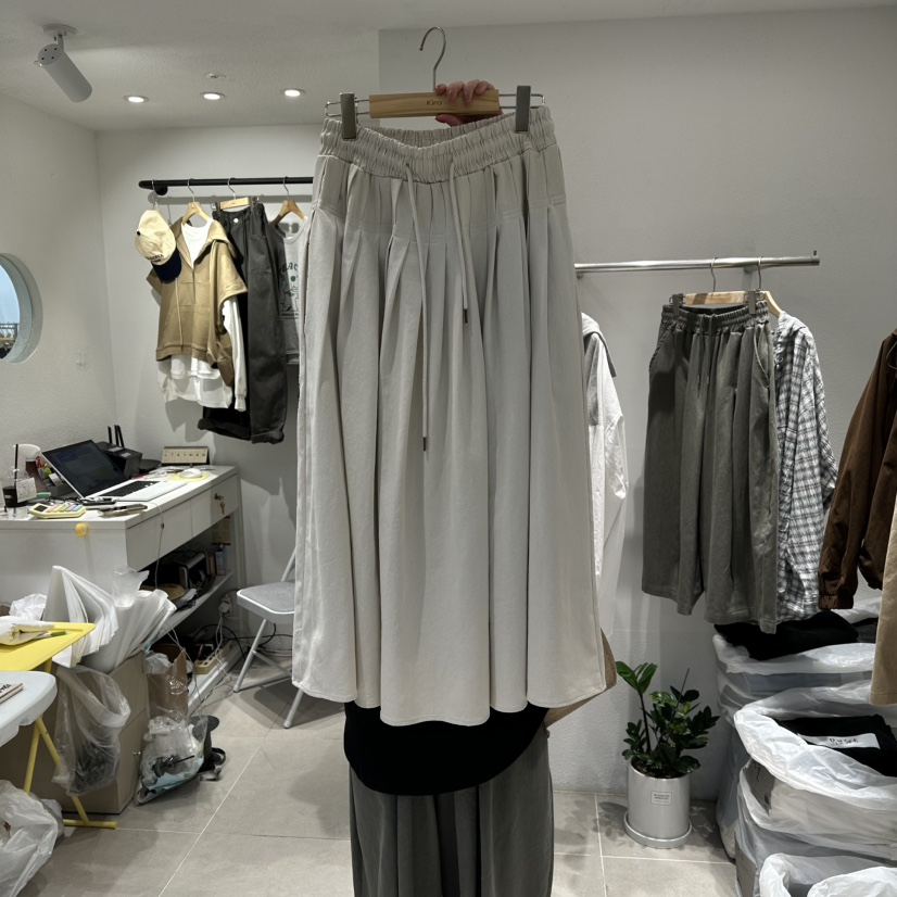IN KIRA東大門㊣實拍女士新品休閑熱賣推薦時尚真品25秋冬長裙IN KIRA長裙圖色1