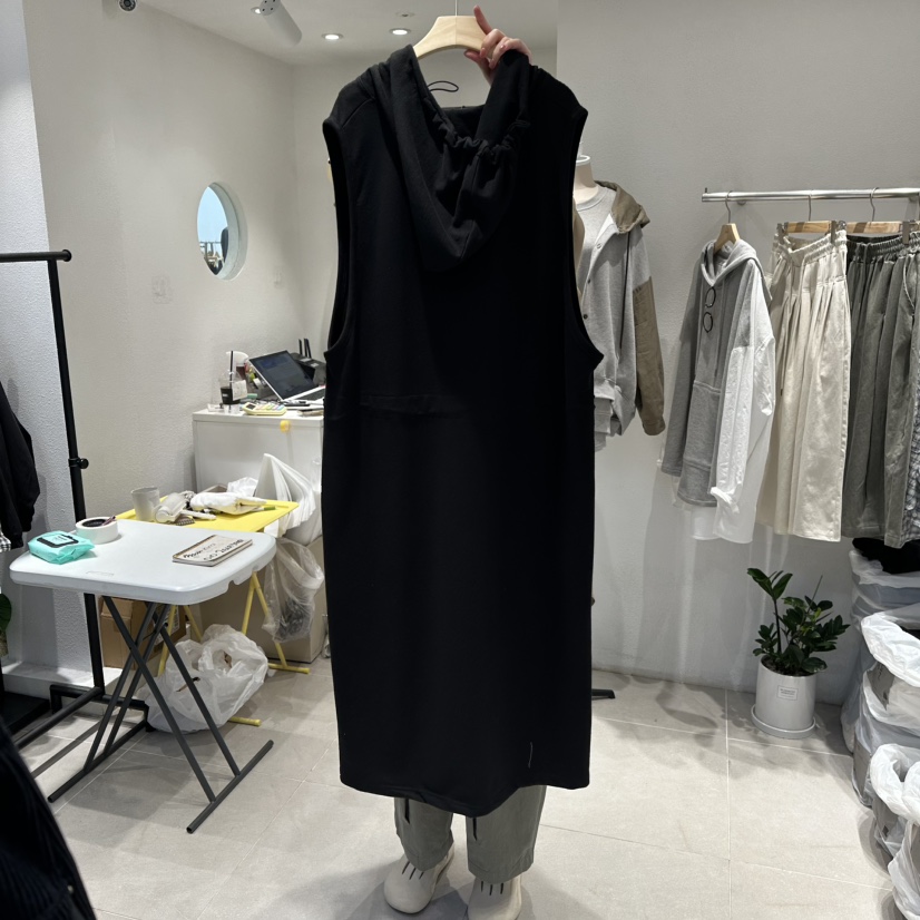 IN KIRA東大門㊣直郵女士新款熱賣25秋冬真品連衣裙不含內搭IN KIRA連衣裙