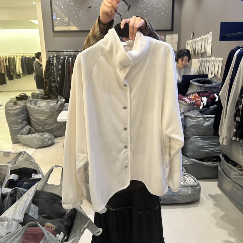 CREDITO東大門㊣代購女裝新品時尚熱賣推薦夾克史努比連帽衫CREDITO夾克圖色1
