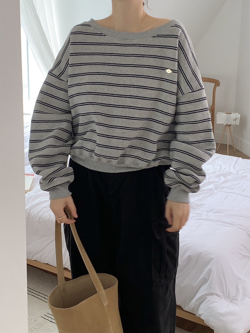 FORMSTUDIO東大門㊣實拍女裝新款人氣休閑衛衣單排扣拉絨露肩FORMSTUDIO衛衣