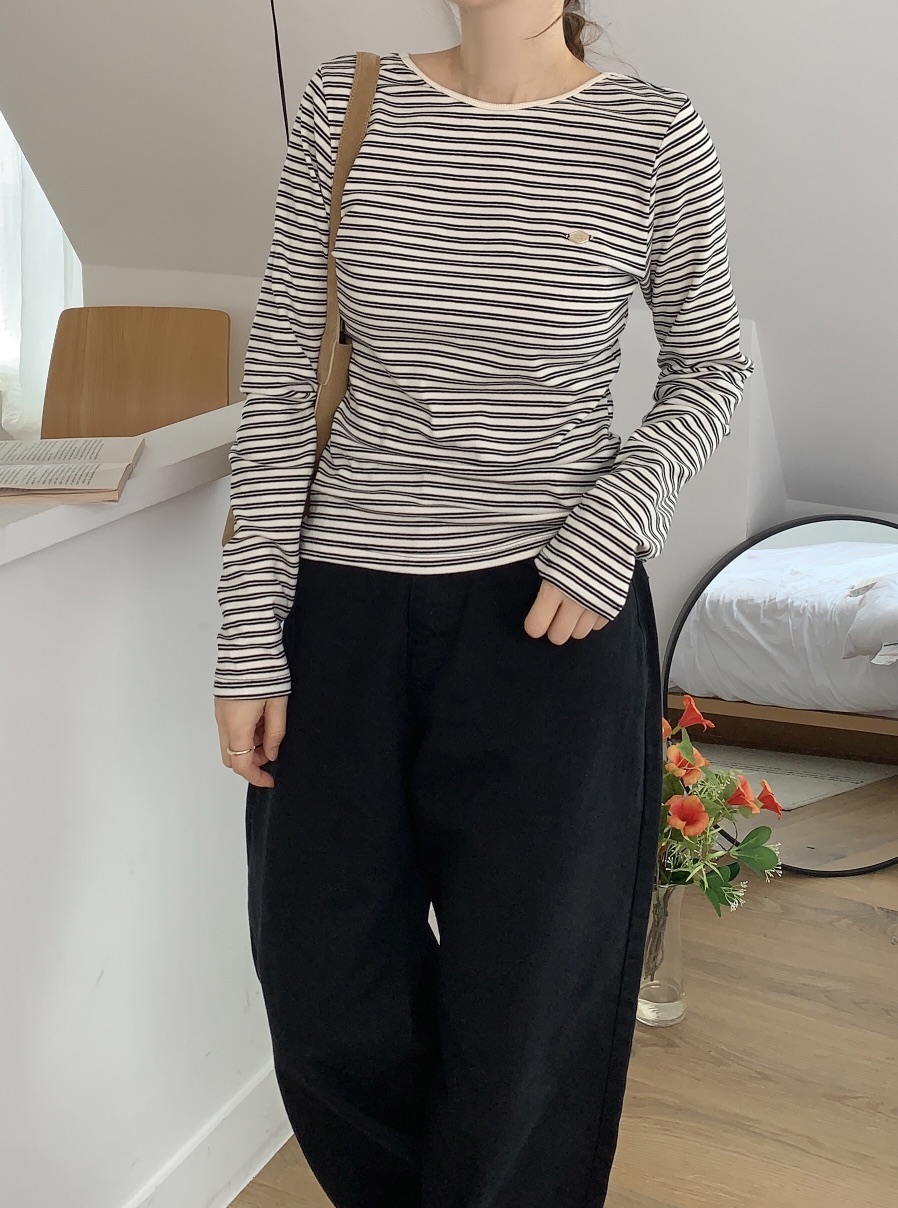 FORMSTUDIO東大門㊣代購女裝新品推薦休閑熱賣人氣長袖T恤圓領FORMSTUDIO長袖T恤