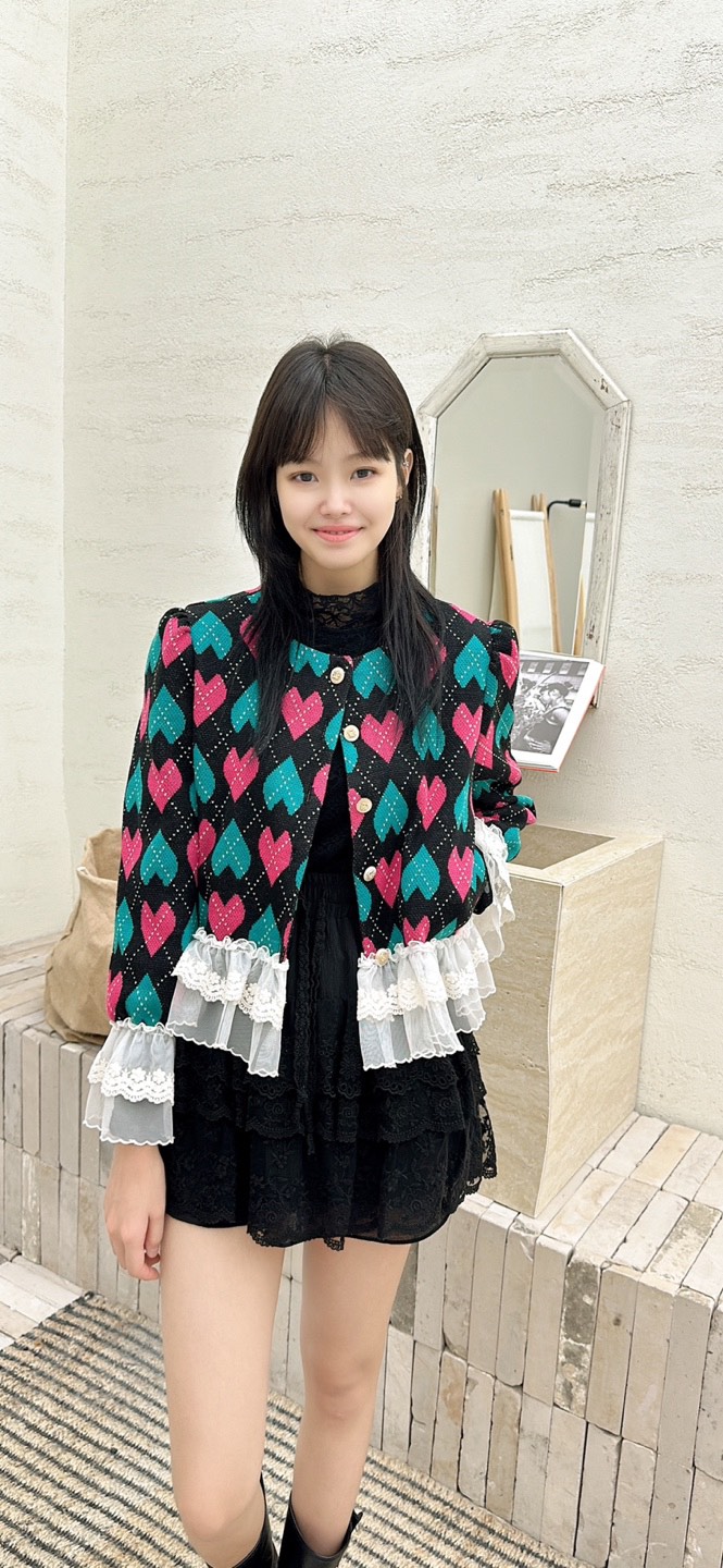 YARD東大門㊣直郵女士新品25秋冬推薦休閑針織衫不含項鏈繡花YARD針織衫