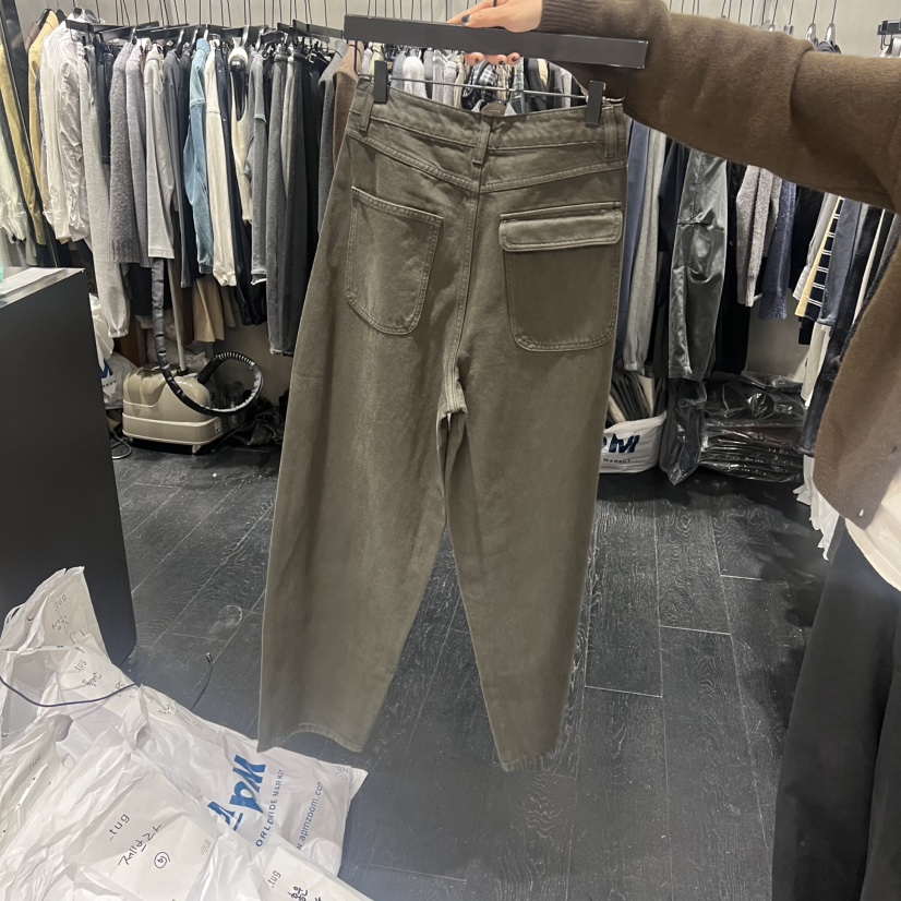 TUG東大門㊣實拍女裝新品職業真品時尚人氣推薦25秋冬牛仔褲棉質TUG牛仔褲