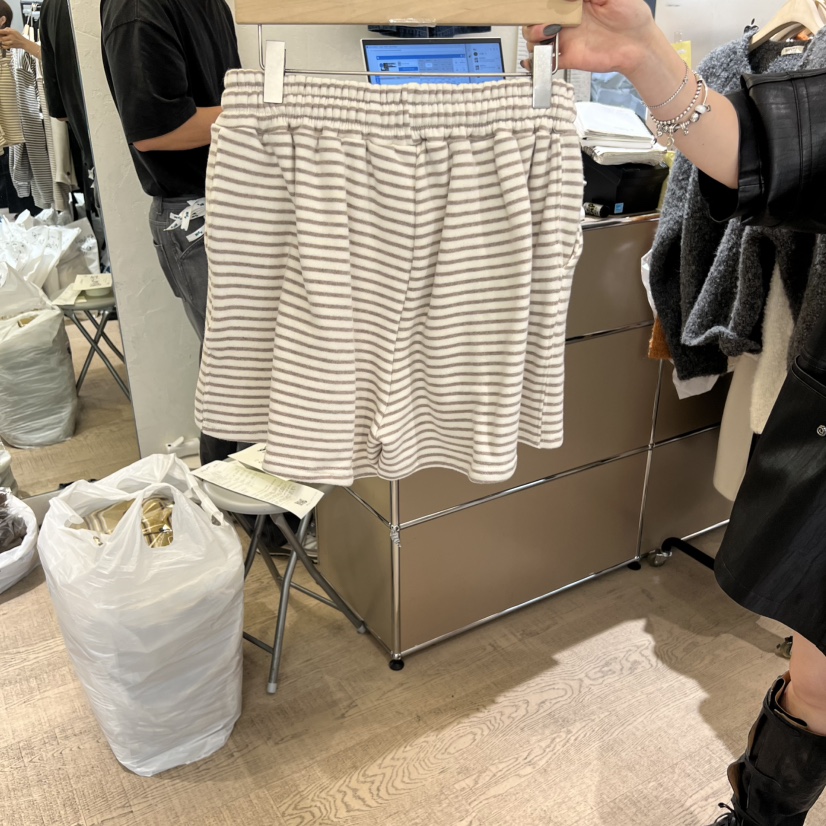 W AND J東大門㊣實拍女裝新品25秋冬熱賣休閑推薦短褲加絨W AND J短褲