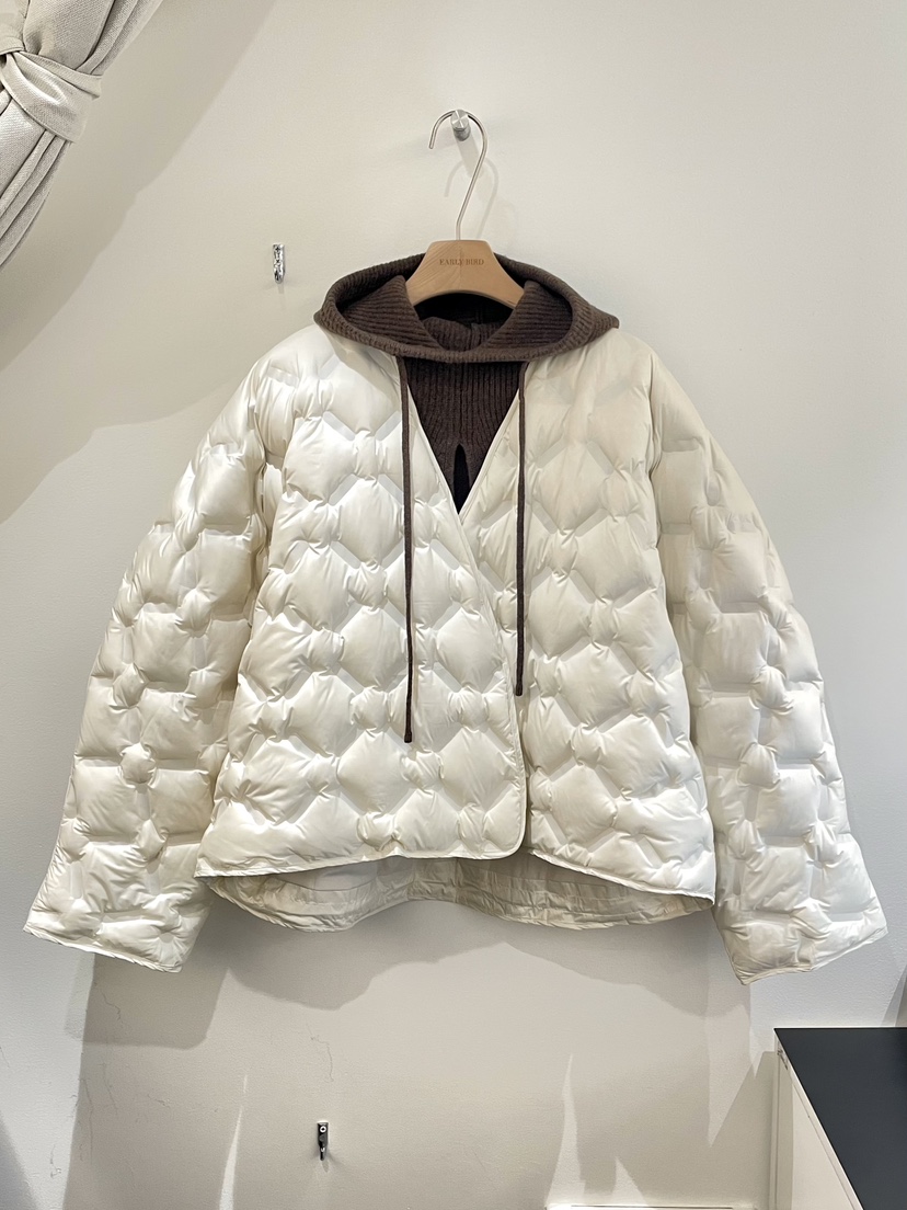 OBSESS韓國直郵㊣女裝新品推薦時尚25秋冬套裝含帽子兩件套鴨絨OBSESS/EARLY BIRD套裝圖色1