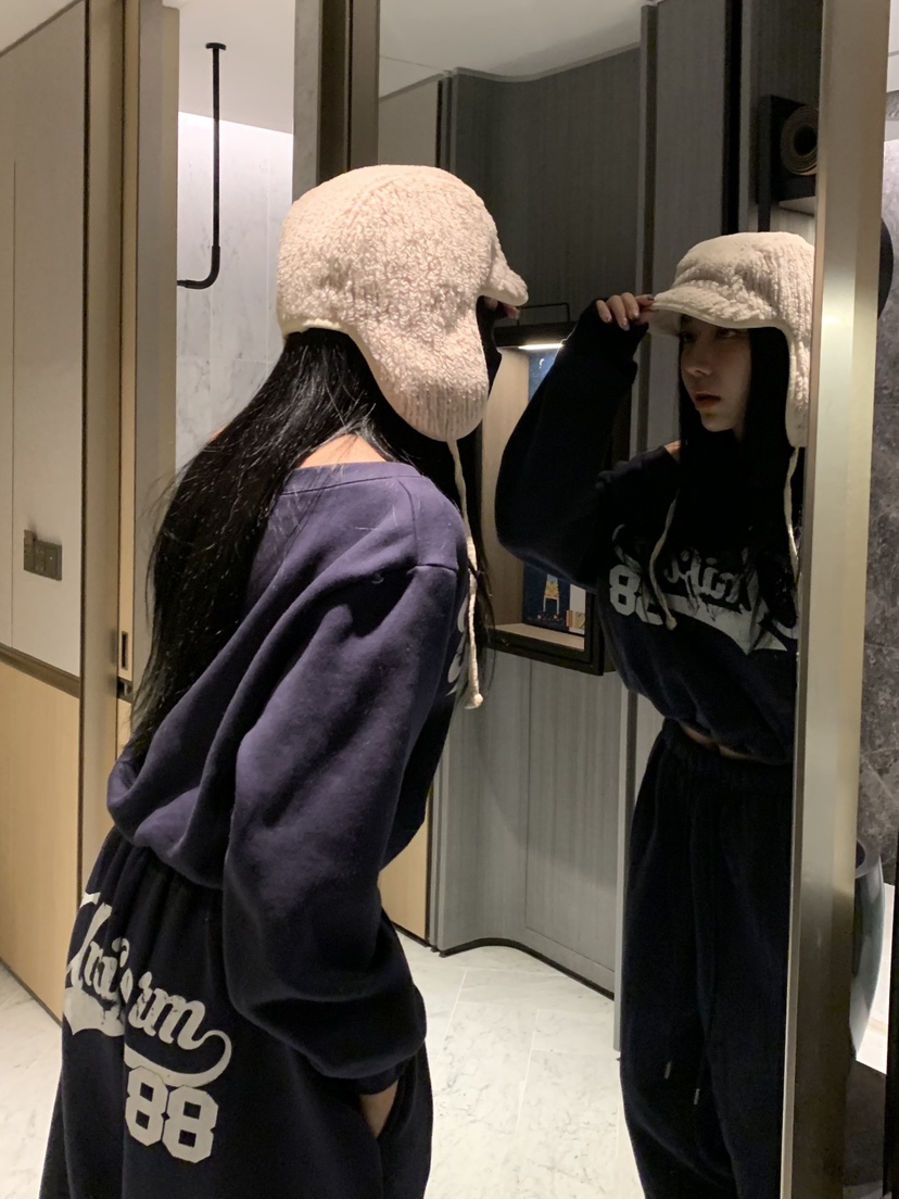 BADCALM韓國代購㊣女士新品休閑25秋冬推薦熱賣人氣時尚衛衣BADCALM衛衣