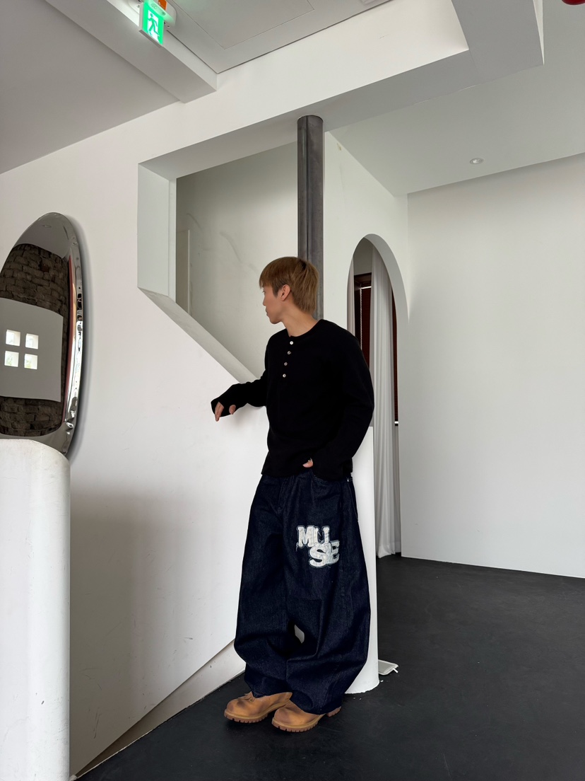 SEEOT韓國代購㊣女士新品職業25秋冬牛仔褲男女同款皮革貼花GGD牛仔褲