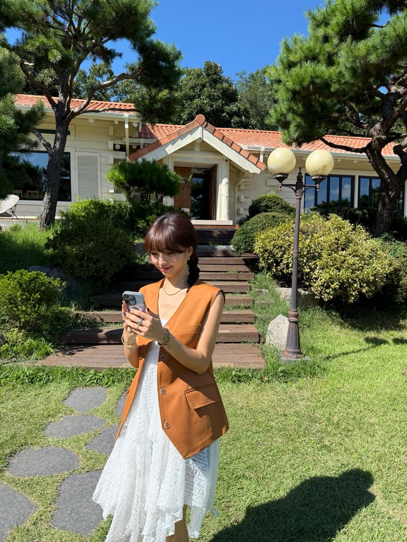 SOLAR東大門㊣實拍女裝新品人氣推薦真品25秋冬職業馬甲絨面革SOLAR馬甲圖色1
