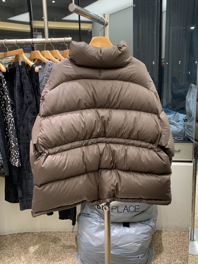 VAARA東大門㊣實拍女裝新品人氣25秋冬時尚推薦短款羽絨服填充VAARA短款羽絨服