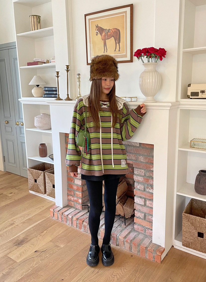 BOUTIQUE-L東大門㊣實拍女士新款25秋冬熱賣人氣推薦真品衛衣BOUTIQUE-L衛衣圖色2