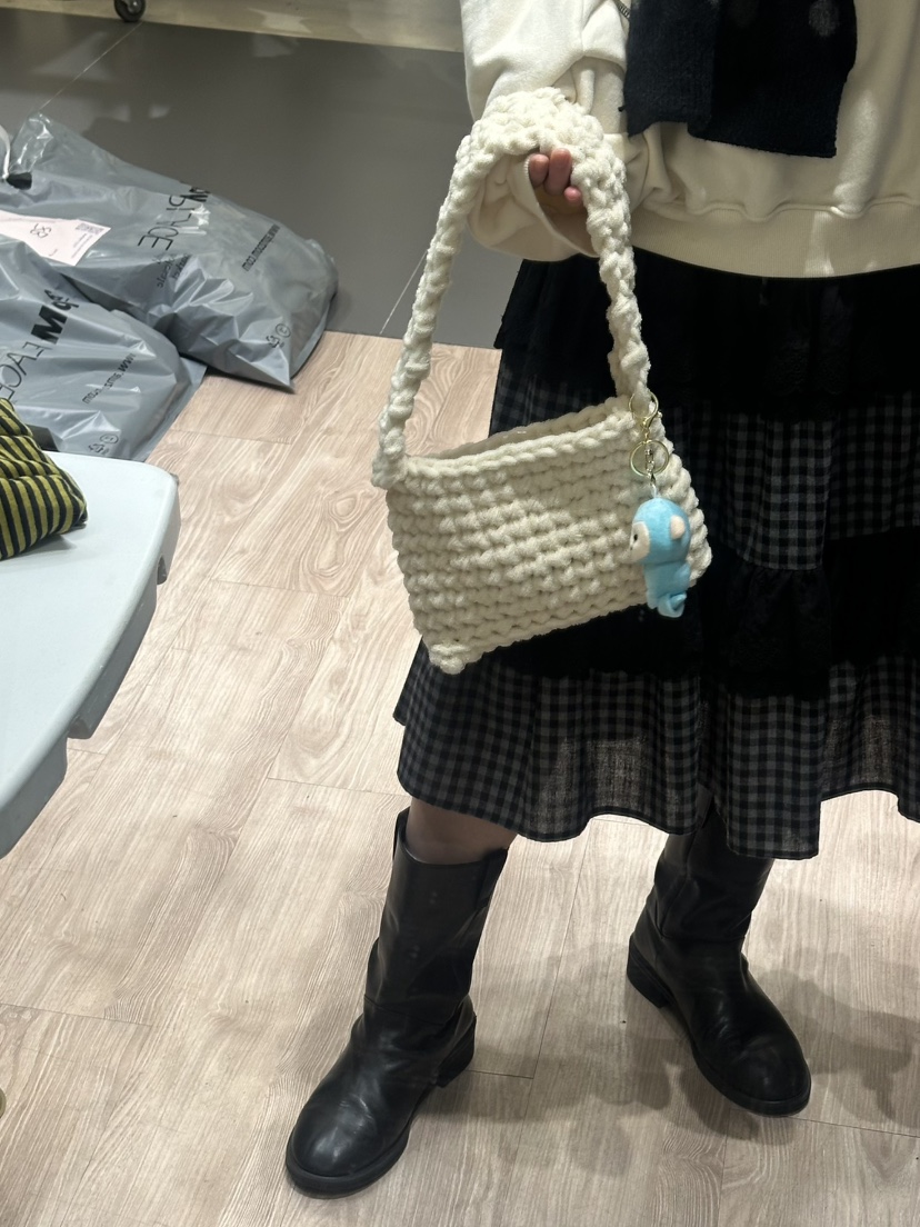 ARCHIVE-P東大門㊣實拍女士新款25秋冬熱賣手拿包腋下包毛絨ARCHIVE-P手拿包/腋下包