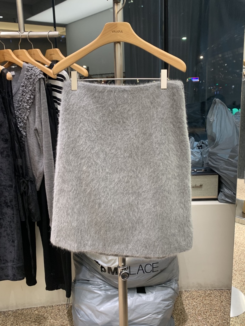VAARA韓國代購㊣女士新品25秋冬熱賣人氣真品時尚職業短裙羊駝VAARA短裙