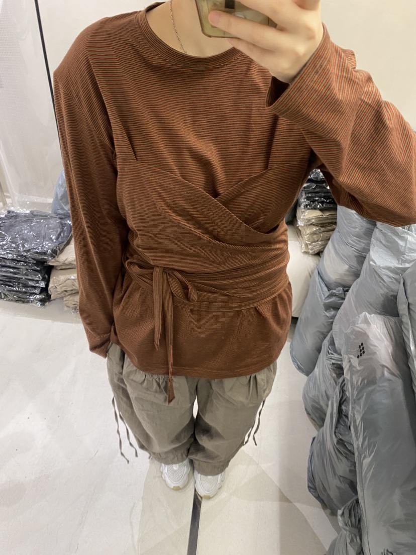 LUMEN-P東大門㊣代購女裝新品熱賣25秋冬時尚職業真品長袖T恤LUMEN-P長袖T恤