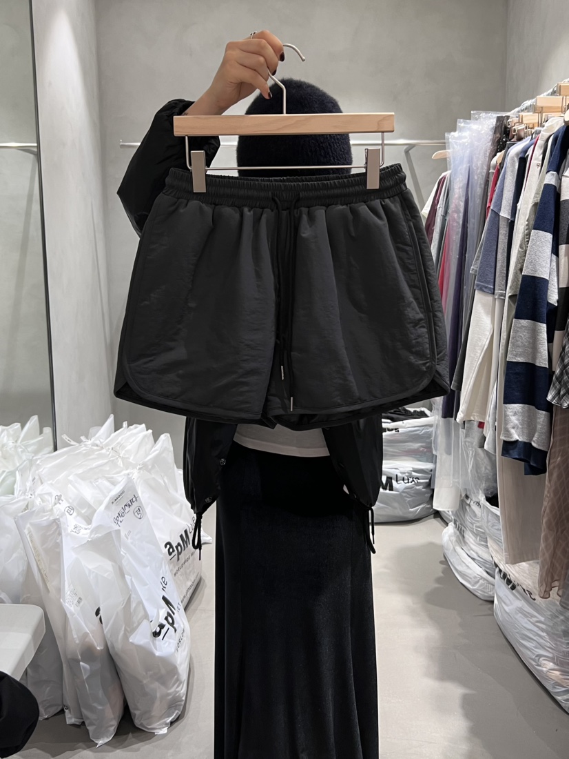 X-MOOD韓國代購㊣女士新款職業休閑25秋冬人氣熱賣真品短褲X-MOOD短褲圖色2