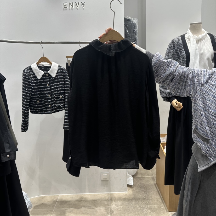 ENVY東大門㊣直郵女裝新品人氣時尚25秋冬熱賣真品襯衫蕾絲衫ENVY襯衫/蕾絲衫