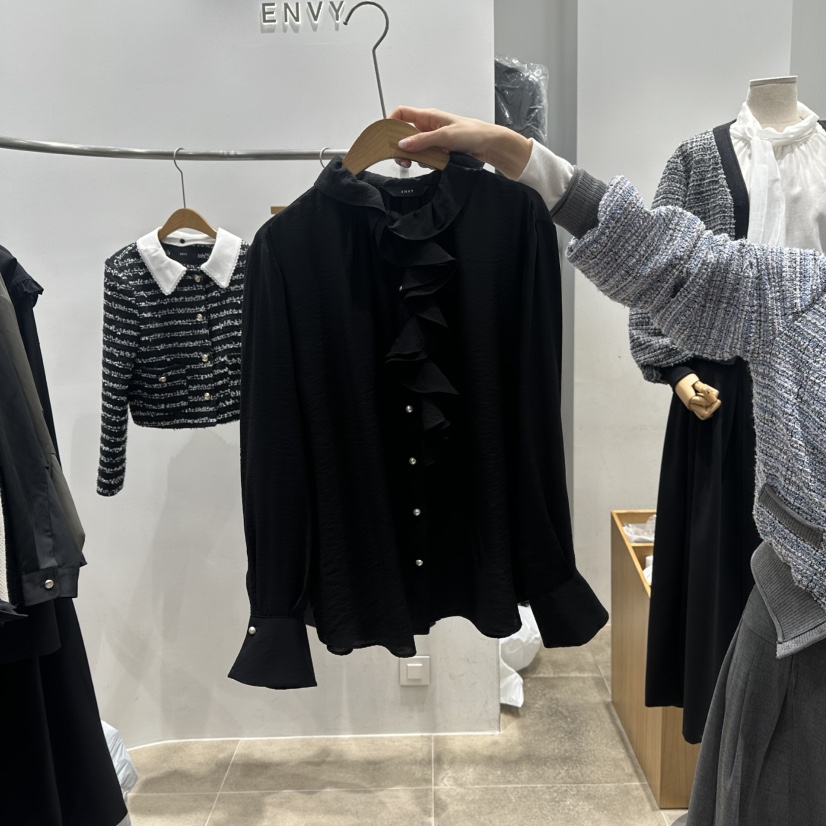 ENVY東大門㊣直郵女裝新品人氣時尚25秋冬熱賣真品襯衫蕾絲衫ENVY襯衫/蕾絲衫圖色2
