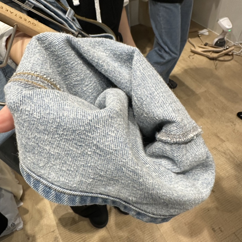 OVERTAKE東大門㊣實拍女裝新品人氣牛仔褲水洗牛仔布不含腰帶OVERTAKE牛仔褲