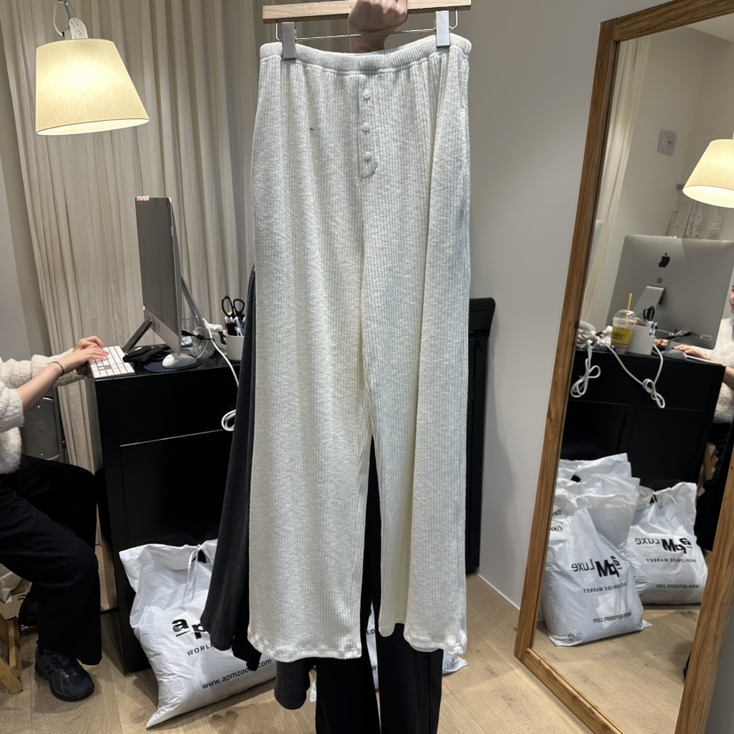 OVERTAKE東大門㊣實拍女裝新品推薦時尚職業休閑人氣休閑褲OVERTAKE休閑褲
