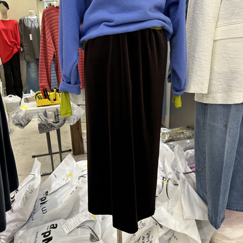 REFLAT東大門㊣實拍女裝新品推薦真品25秋冬長裙天鵝絨綁帶REFLAT長裙圖色2深棕色