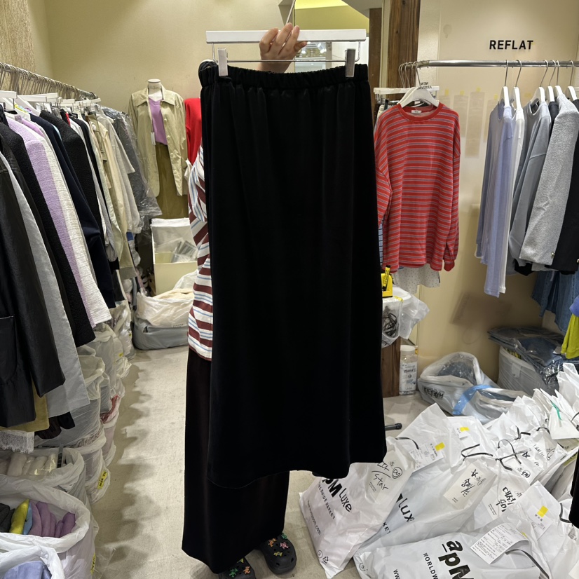 REFLAT東大門㊣實拍女裝新品推薦真品25秋冬長裙天鵝絨綁帶REFLAT長裙圖色3黑色