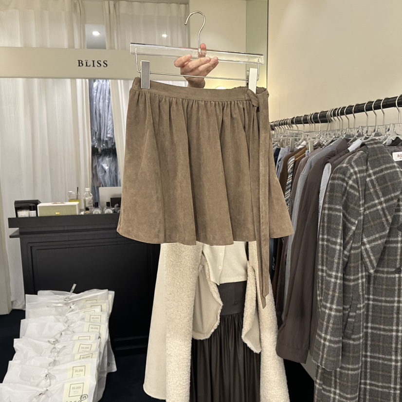 BLISS韓國代購㊣女士新品25秋冬推薦職業真品時尚熱賣人氣短裙BLISS短裙圖色3
