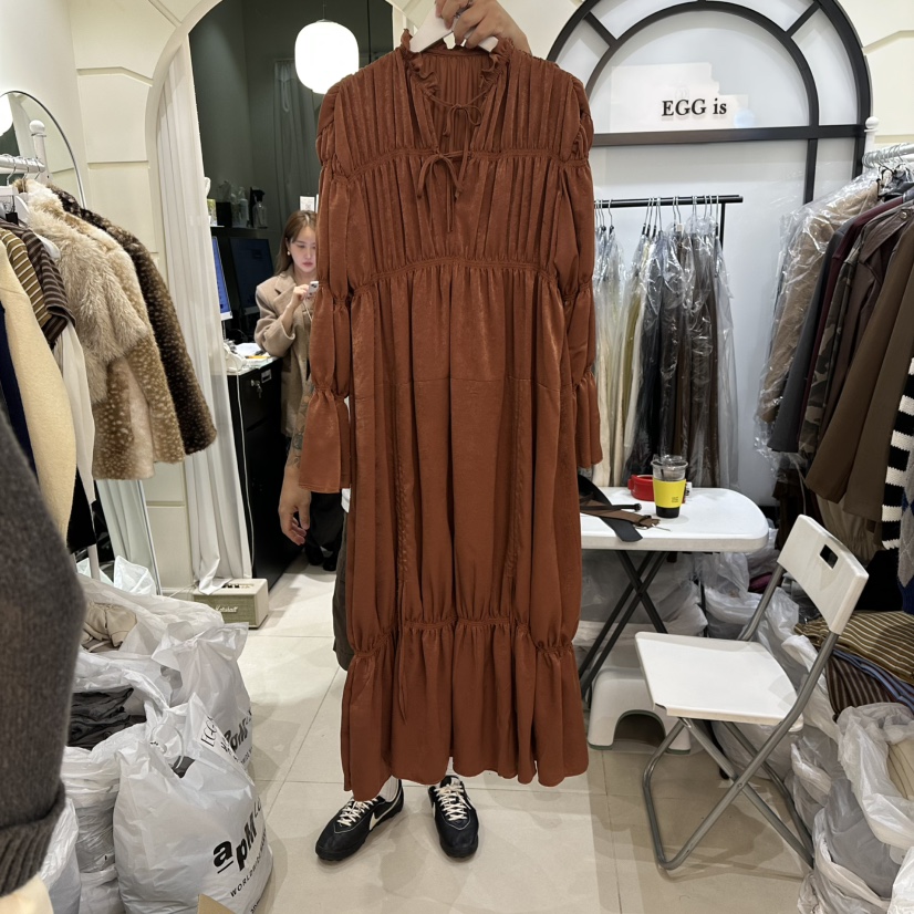 EGG IS東大門㊣實拍女裝新款推薦25秋冬真品時尚休閑連衣裙EGG IS連衣裙圖色2