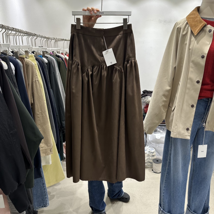 INNI韓國代購㊣女士新品熱賣推薦職業25秋冬人氣休閑時尚長裙inni長裙圖色2