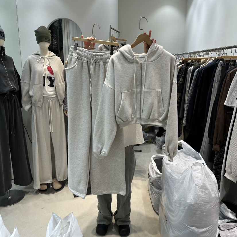 W.FATAL東大門㊣直郵女士新品熱賣人氣休閑套裝兩件套加絨W.FATAL套裝