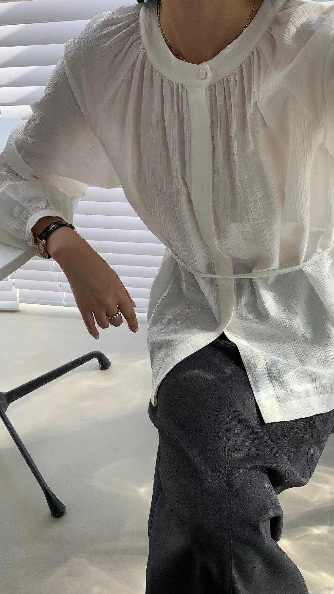 FLAT WHITE東大門㊣實拍女裝新品職業休閑熱賣真品襯衫蕾絲衫FLAT WHITE襯衫/蕾絲衫