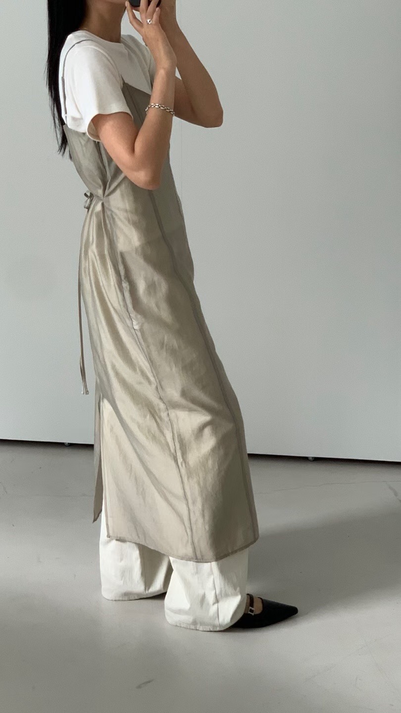 FLAT WHITE韓國直郵㊣女裝新品熱賣真品職業連衣裙不含內搭FLAT WHITE連衣裙