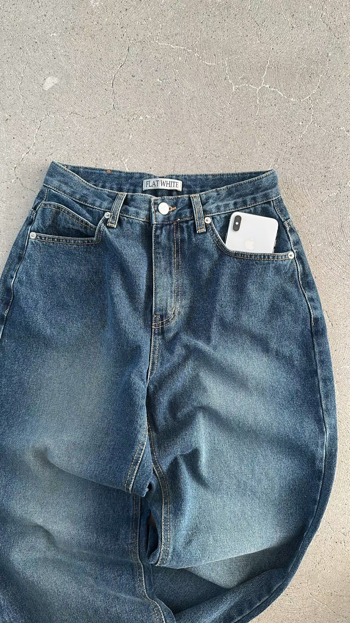 FLAT WHITE東大門㊣直郵女裝新品時尚職業休閑人氣25秋冬牛仔褲FLAT WHITE牛仔褲